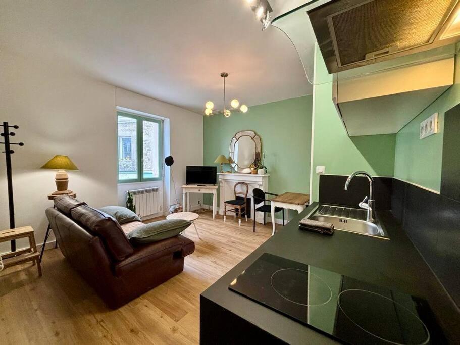 Appartement Entre Plage De L'Ecluse Et Place Du Marche Dinard Buitenkant foto